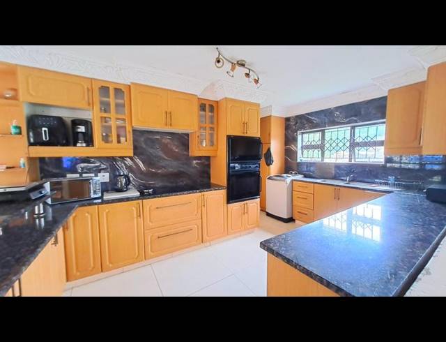 5 BEDROOM PROPERTY TO RENT IN DOONSIDE